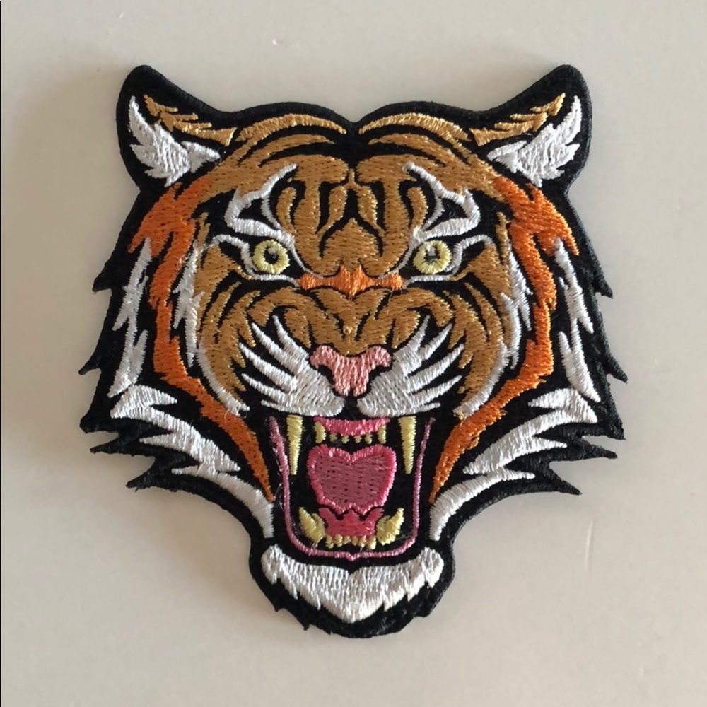 Roaring Tiger Patch 🐯 - Picture 2 of 7